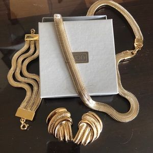Avon Gold Necklace and Earring Set
